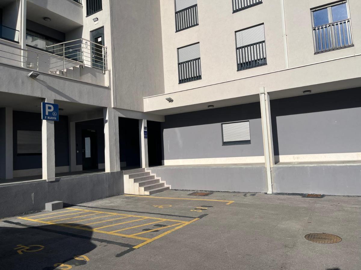 Three Musketeers Apartman